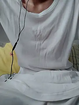 YAY-1 online show from March 2025 02:36:02 AM