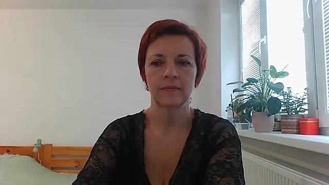 LoraLoraMay online show from September 2025 09:01:01 AM