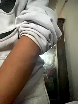 luna asss online show from November 2025 09:05:02 PM