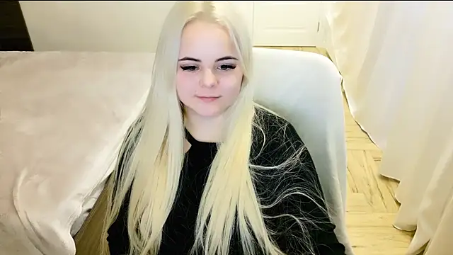 lovely-eyes online show from February 2025 04:38:02 AM