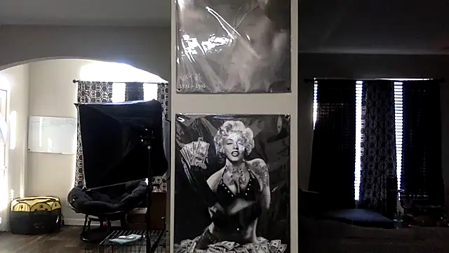 KingDerRico online show from December 2025 07:32:01 PM