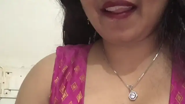 Snapshot of Gulaboo_bhabi chatting on February 2025 07:57:02 AM Gulaboo bhabi online show from February 2025 07:57:02 AM