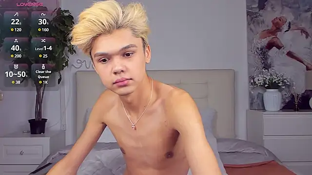 Felix Rey online show from March 2025 10:38:01 PM