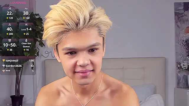 Felix Rey online show from March 2025 08:16:01 PM