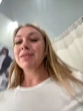 Sweet   Emily online show from March 2025 01:18:01 PM