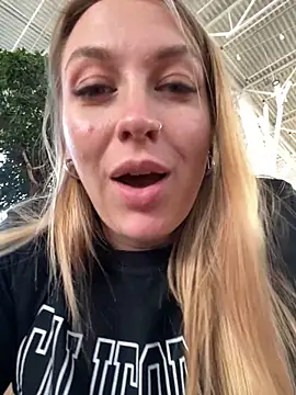 Sweet   Emily online show from September 2025 02:05:02 PM