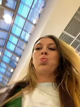 Sweet   Emily online show from January 2026 01:17:02 PM