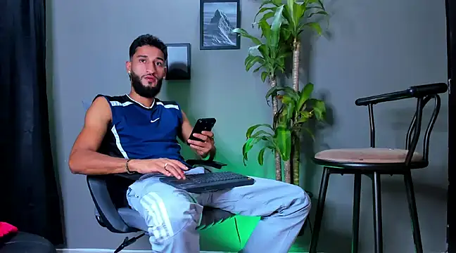 Damian 022 online show from January 2025 11:46:01 PM