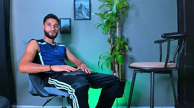 Damian 022 online show from February 2025 01:41:01 PM