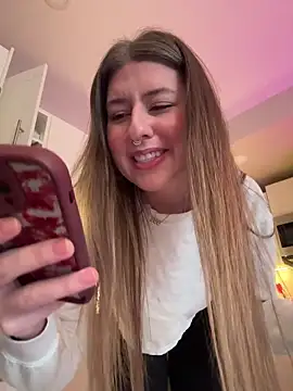 sophielove888 online show from March 2026 04:39:02 PM