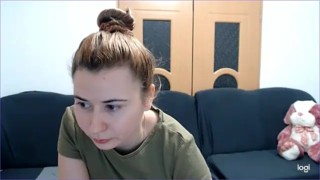 Snapshot of VioletaFlower7 chatting on January 2025 06:09:02 PM VioletaFlower7 online show from January 2025 06:09:02 PM