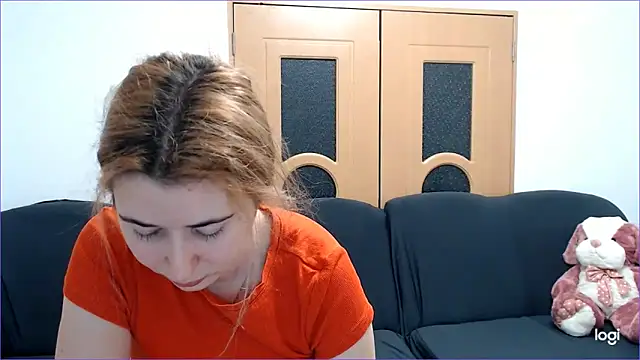 Snapshot of VioletaFlower7 chatting on January 2025 09:30:02 AM VioletaFlower7 online show from January 2025 09:30:02 AM