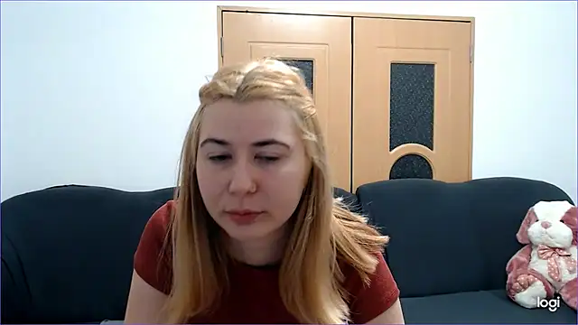 Snapshot of VioletaFlower7 chatting on February 2025 09:04:01 AM VioletaFlower7 online show from February 2025 09:04:01 AM