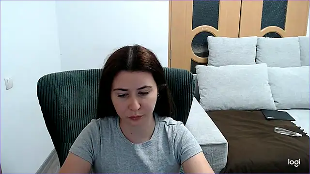 Snapshot of VioletaFlower7 chatting on October 2025 02:36:01 PM VioletaFlower7 online show from October 2025 02:36:01 PM