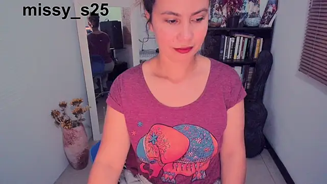 gigi stephans online show from March 2026 02:52:01 AM