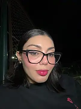 Snapshot of zui_lu chatting on January 2026 04:27:01 AM zui lu online show from January 2026 04:27:01 AM