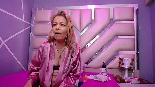 sophia ny online show from February 2025 10:29:02 PM