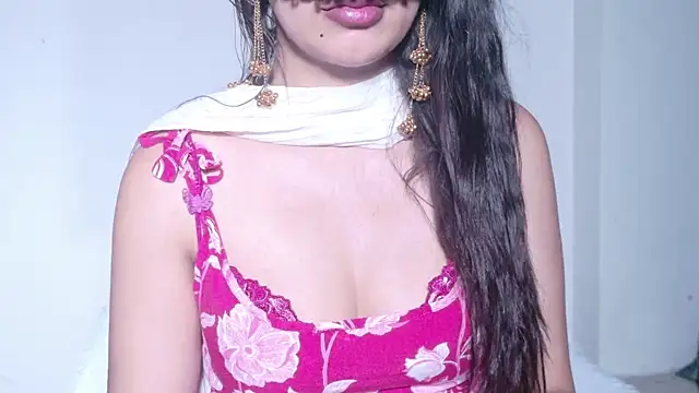 Snapshot of Aashika-Kaur chatting on July 2026 04:41:01 AM Aashika-Kaur online show from July 2026 04:41:01 AM