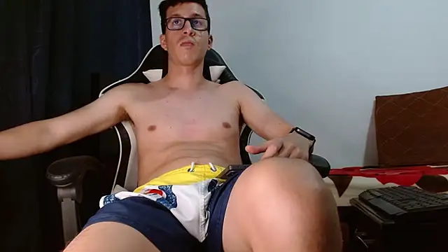 Snapshot of Jhonny_hot_s chatting on September 2025 07:39:02 PM Jhonny hot s online show from September 2025 07:39:02 PM