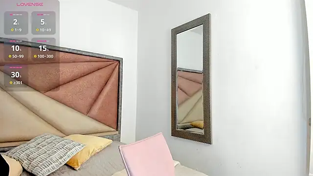 Snapshot of BarbaraKnox_ chatting on January 2026 12:03:02 AM BarbaraKnox online show from January 2026 12:03:02 AM