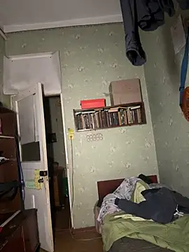 Ariel Ari online show from September 2025 09:49:01 PM