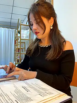 Efangfang online show from January 2026 12:40:01 PM