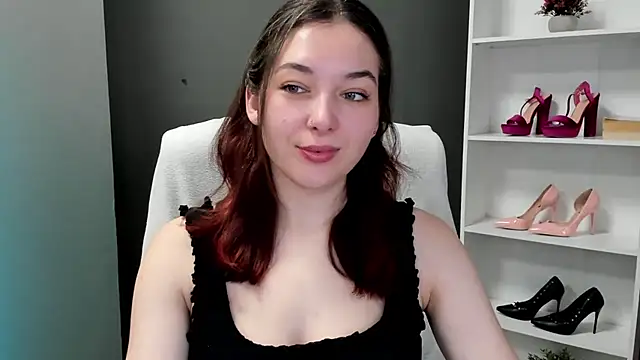 Snapshot of Meagn_Extasy chatting on April 2026 06:38:02 AM Meagn Extasy online show from April 2026 06:38:02 AM