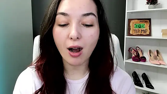 Snapshot of Meagn_Extasy chatting on June 2026 09:47:02 AM Meagn Extasy online show from June 2026 09:47:02 AM