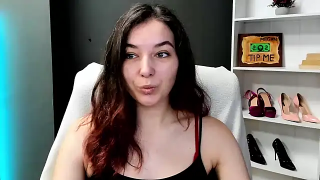 Snapshot of Meagn_Extasy chatting on July 2026 06:42:02 AM Meagn Extasy online show from July 2026 06:42:02 AM