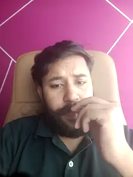 Snapshot of zakly69 chatting on May 2026 08:21:02 AM zakly69 online show from May 2026 08:21:02 AM