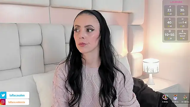 AndreaValencia online show from January 2026 07:28:01 PM