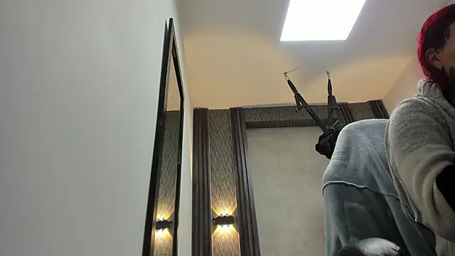 selene red  online show from February 2026 12:19:02 AM