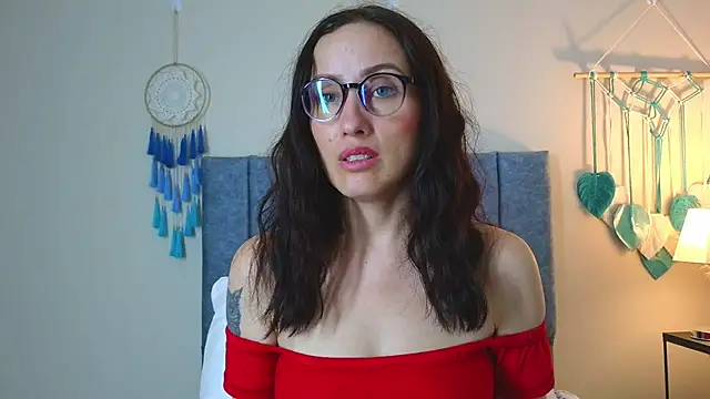 IberianMoonMK online show from November 2025 01:21:02 PM