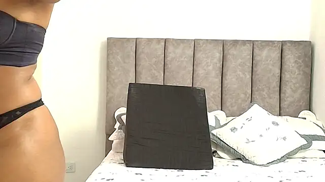 karina lewis  online show from July 2026 06:06:02 AM