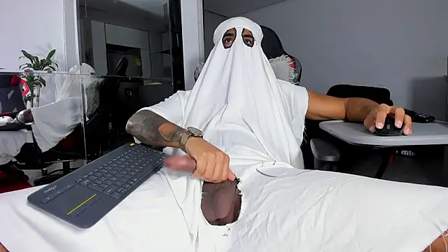 Snapshot of daikokuten_ chatting on November 2025 02:02:02 AM daikokuten online show from November 2025 02:02:02 AM