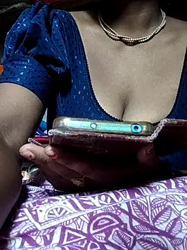 DARK WINE  online show from September 2025 06:37:01 AM