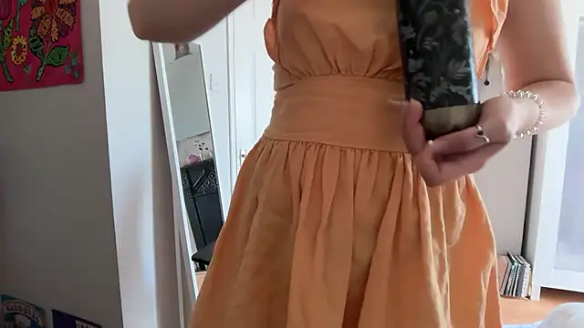 Snapshot of Littlelolo60 chatting on June 2026 10:53:01 AM Littlelolo60 online show from June 2026 10:53:01 AM