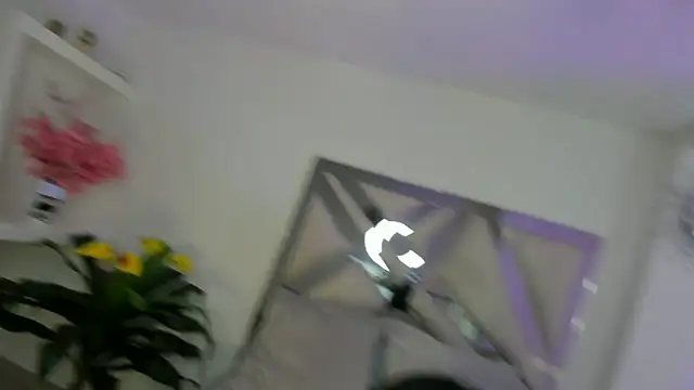 Snapshot of madisson_davon chatting on February 2025 02:45:02 PM madisson davon online show from February 2025 02:45:02 PM