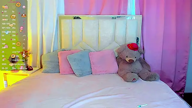 AlanaBekeer online show from March 2026 10:13:01 PM