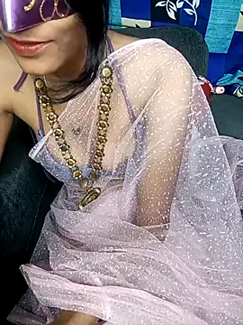 REVA DARLING online show from March 2025 02:40:01 PM