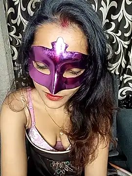 REVA DARLING online show from October 2025 01:24:02 PM