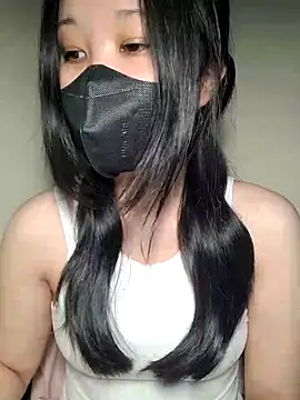 Athena20001 online show from September 2025 06:18:02 PM