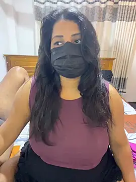 NOORA-GIRL online show from February 2026 02:11:01 AM