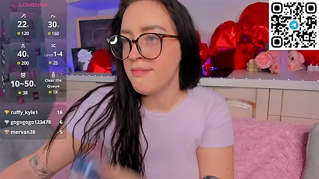 Snapshot of Kruela_Eva chatting on February 2025 02:42:02 AM Kruela Eva online show from February 2025 02:42:02 AM