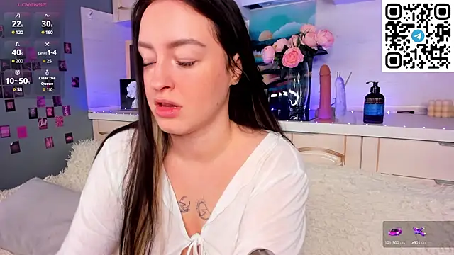 Snapshot of Kruela_Eva chatting on March 2025 11:43:02 PM Kruela Eva online show from March 2025 11:43:02 PM