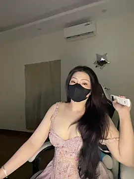 Snapshot of MiMi_0293 chatting on June 2026 02:48:02 PM MiMi 0293 online show from June 2026 02:48:02 PM