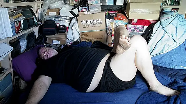 hadeszeuss2 online show from February 2026 02:46:02 PM