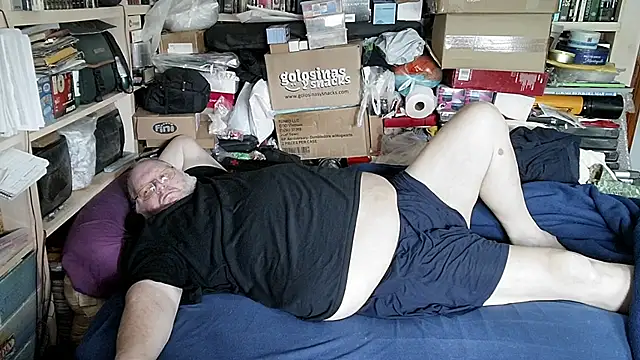 hadeszeuss2 online show from April 2026 01:38:01 PM