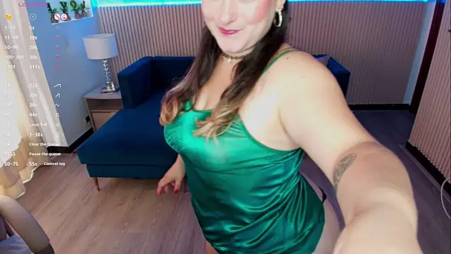 lenah smith online show from November 2025 11:43:01 AM