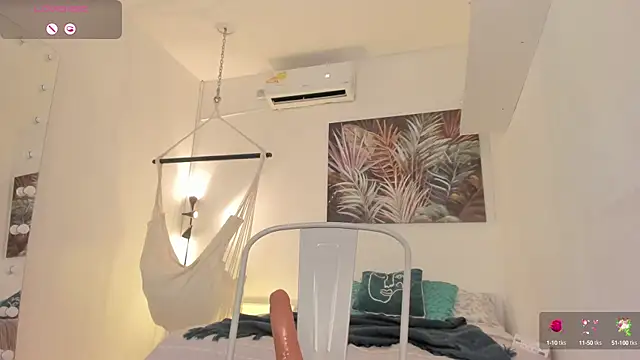 emma alice  online show from March 2025 05:36:01 PM